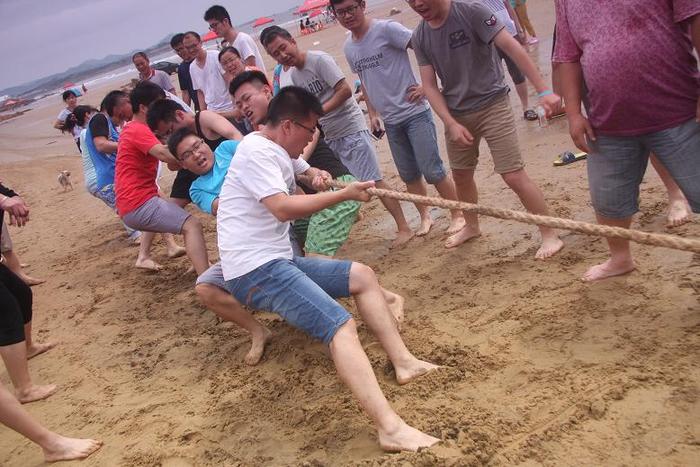 2016金沙滩--拔河.jpg